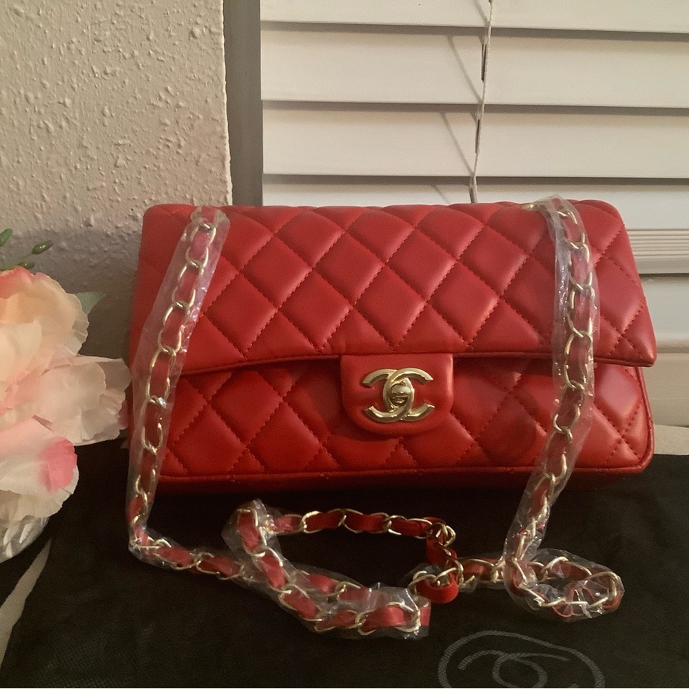Red Crossbody/Shoulder Bag